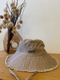 Cappello beige scuro