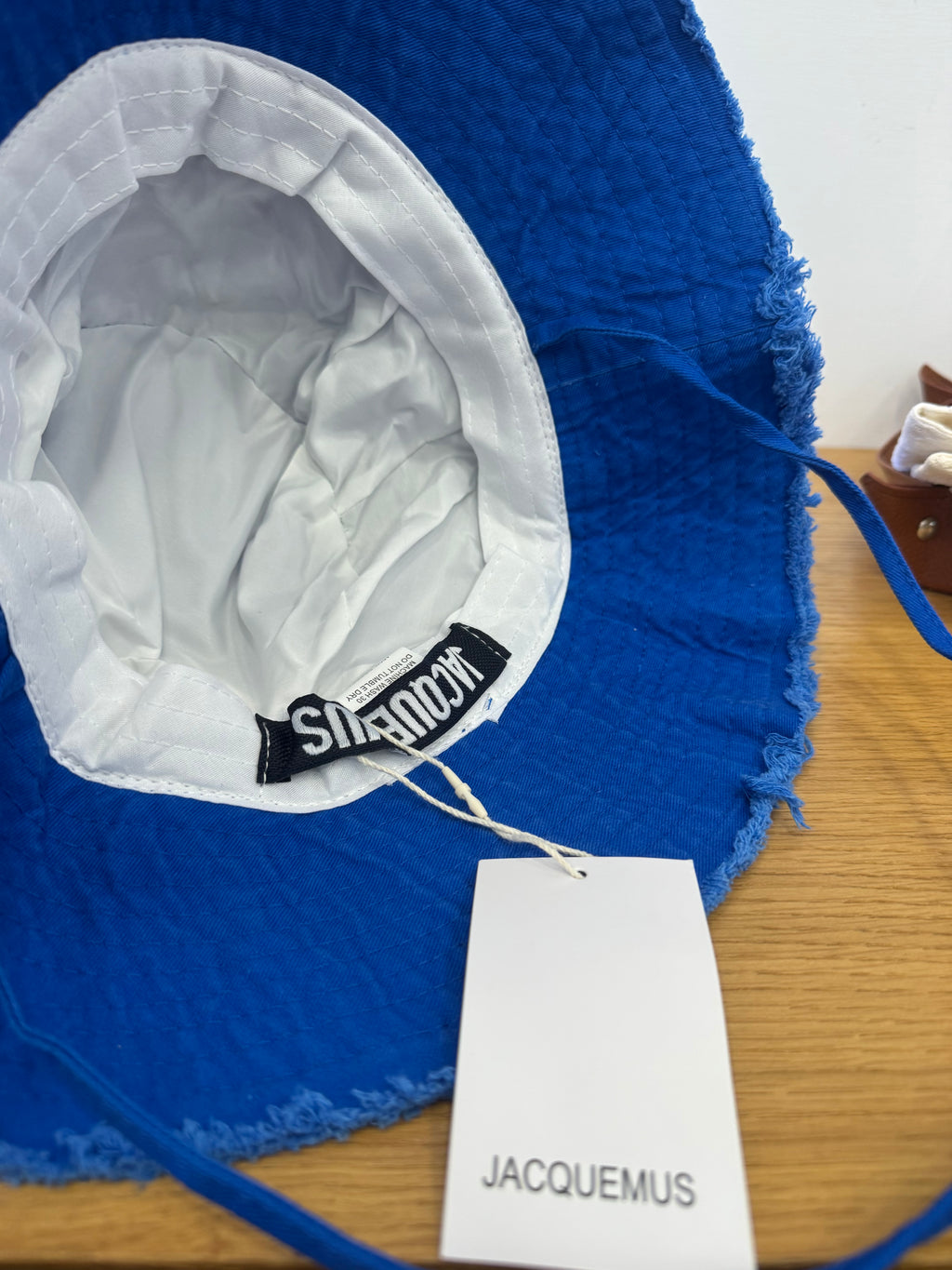 Cappello blu