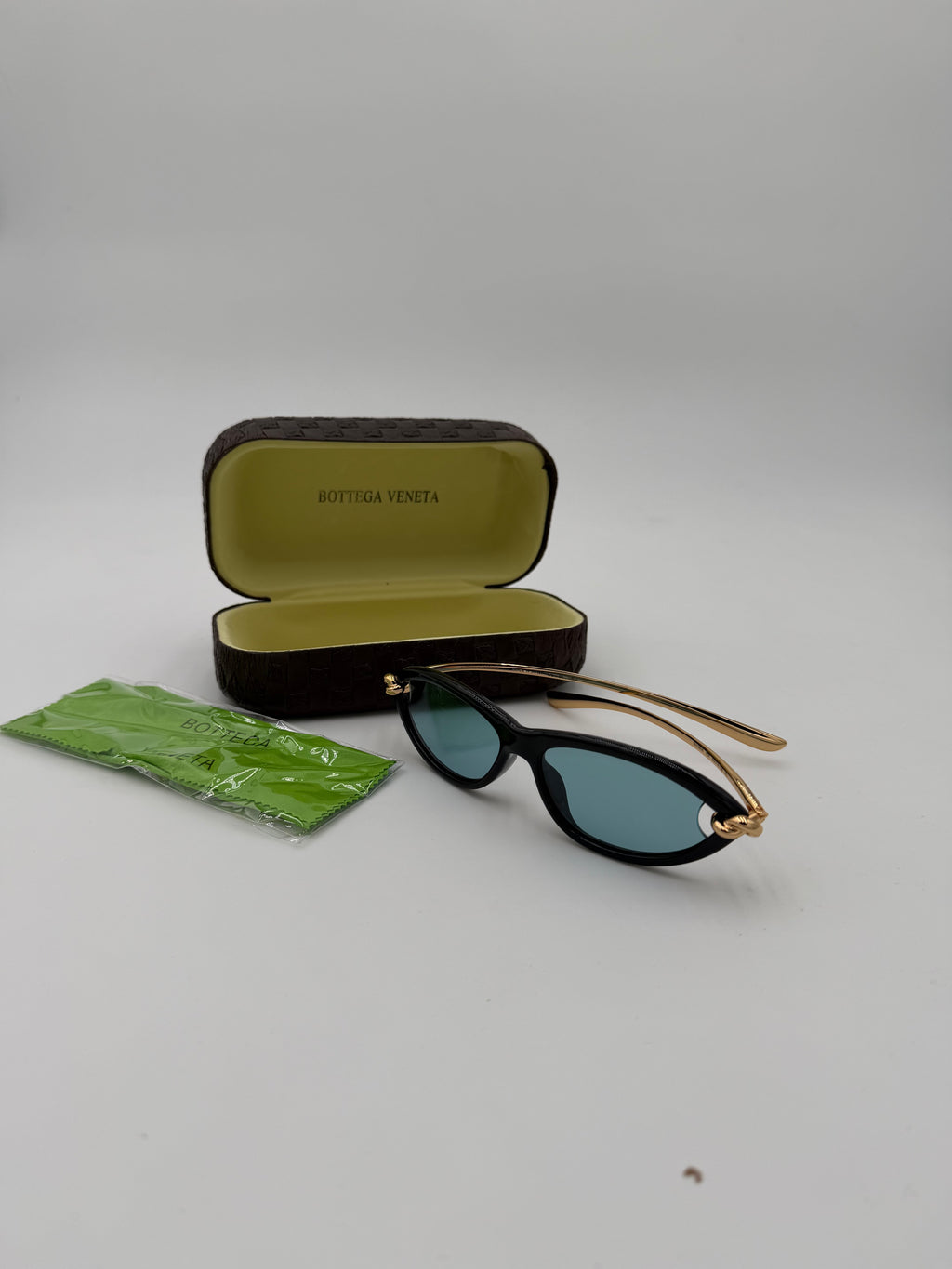 Occhiali bottega celeste