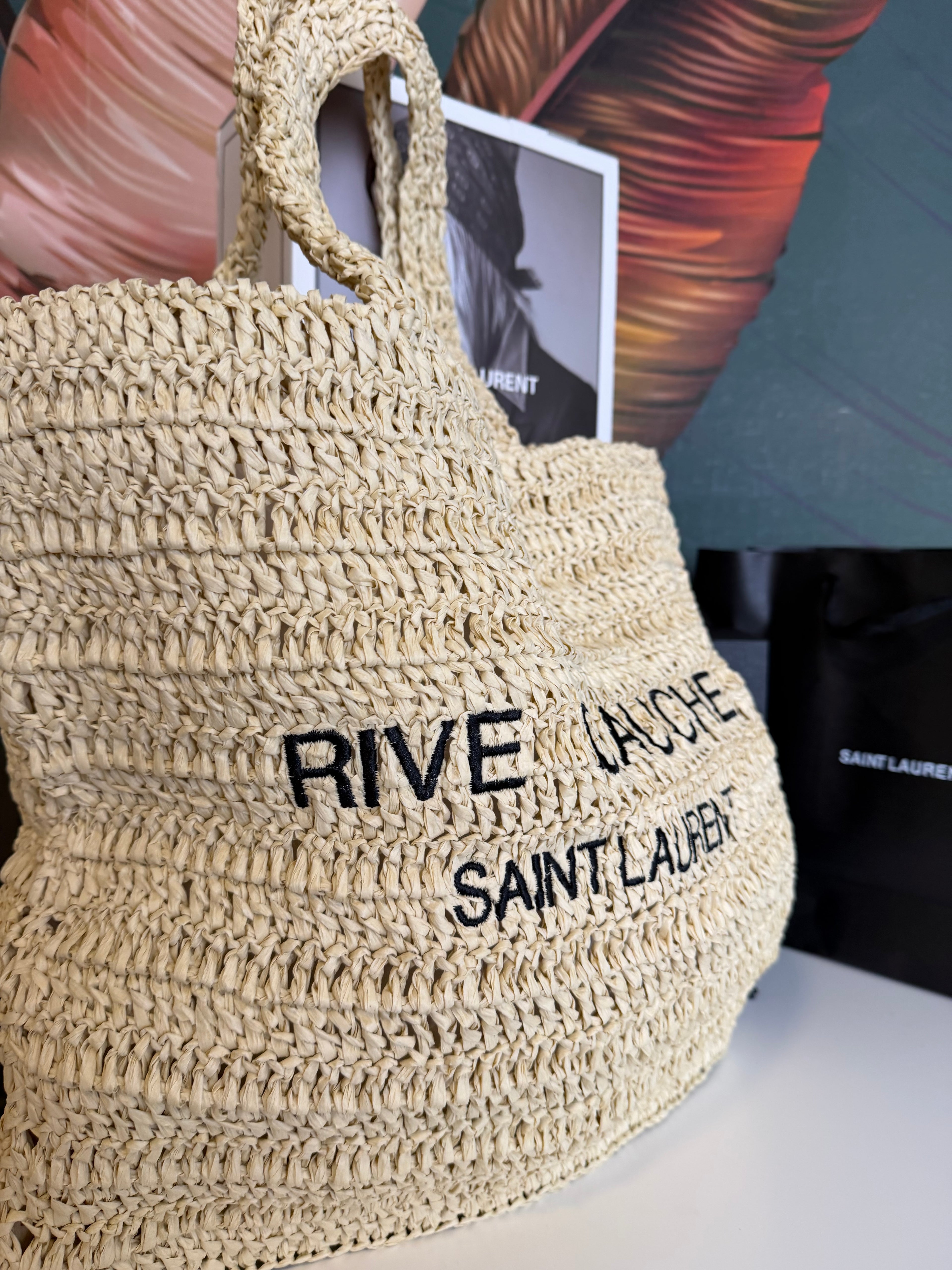 Borsa rive